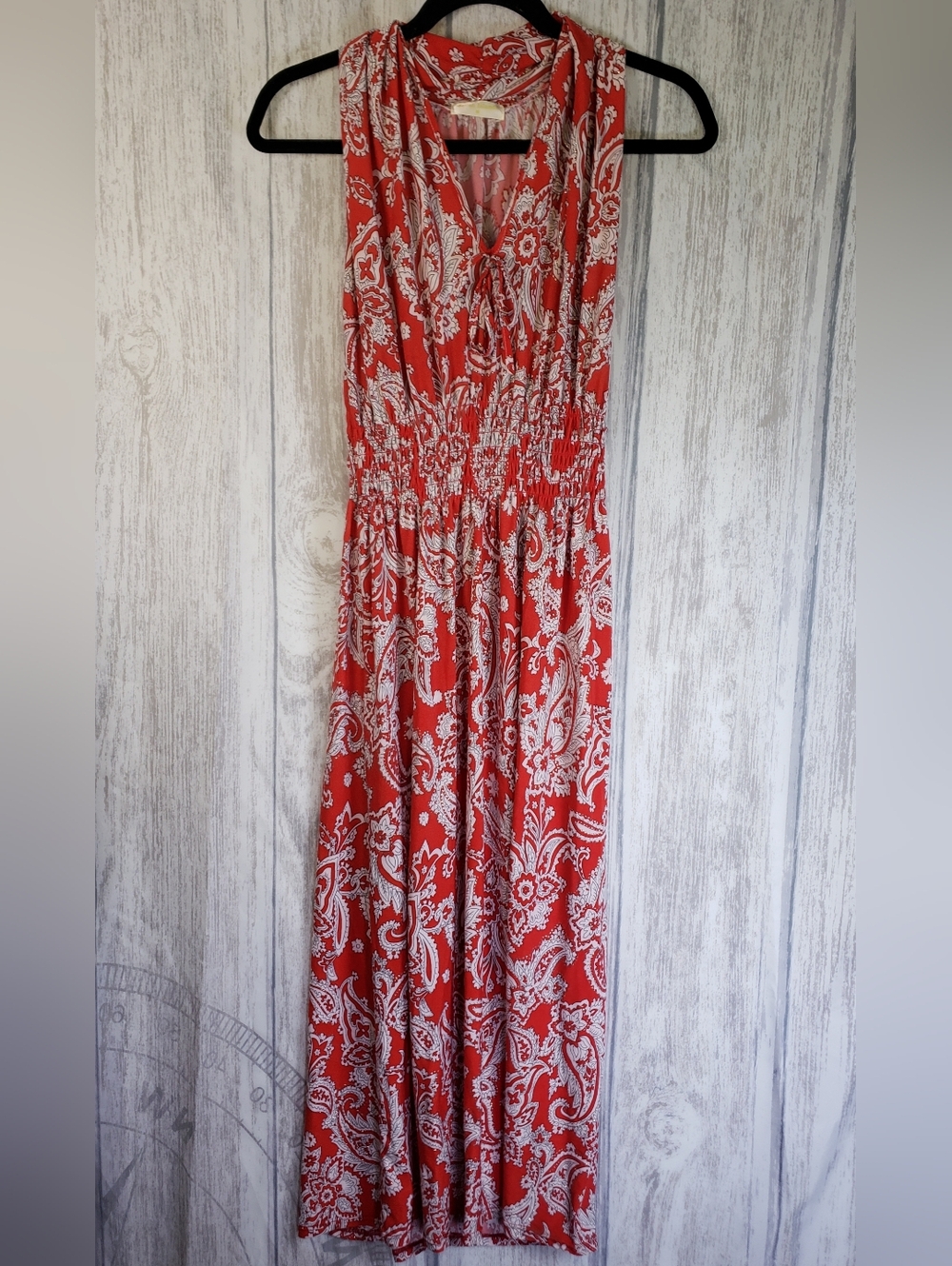 Sleeveless Red paisley Sparkle print Maxi dress By Seven Islands Medium